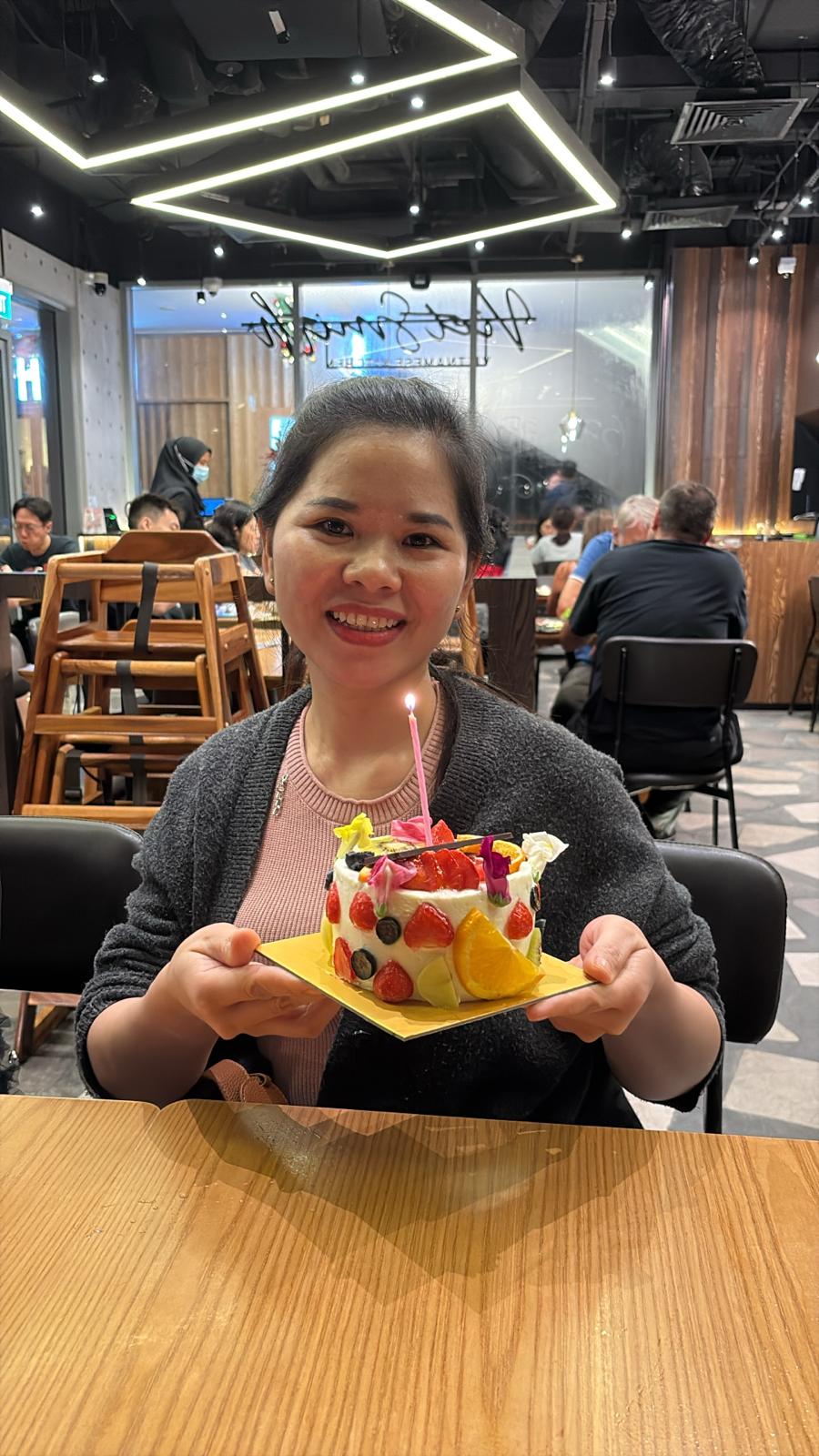 Sofia (Dao) — Yi Oasis Service Executive
